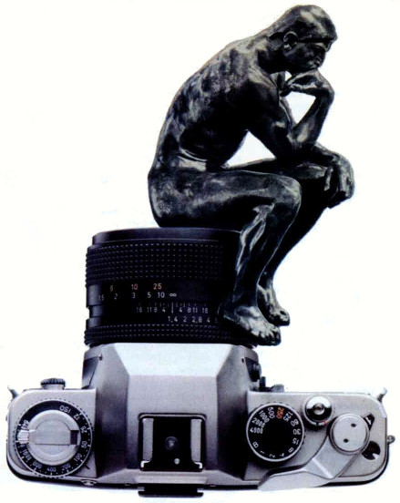 Зеркальная фотокамера Nikon