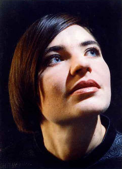 «Валерия» (фото: Нуриман Миникаев-Лендо). Нарушено правила съемки с нижней точки.