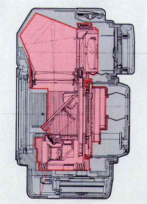 Исходное положение подвижного модуля зеркальной фотокамеры Contax AX при автофокусировке путем смещения плоскости пленки
