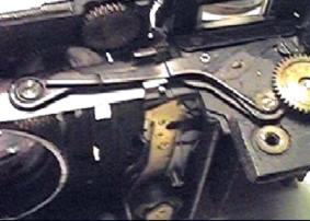 Разборка фотоаппарат Киев-4, рычаги клинового устройства дальномера